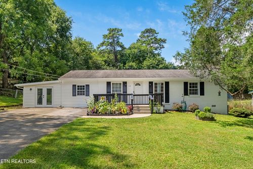 1133 Ferd Hickey Rd, Knoxville, TN, 37909-1710 | Card Image