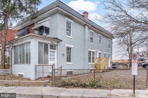 109 Royal Ter, HARRISBURG, PA, 17103-1335 | Card Image