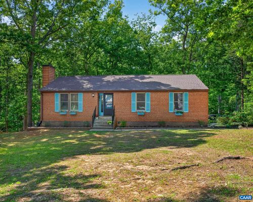 15 Patriot Ln, PALMYRA, VA, 22963-3221 | Card Image