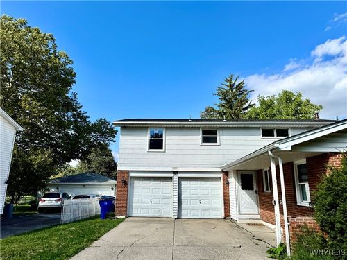 28 Ayrault Dr, Amherst, NY, 14228-1923 | Card Image
