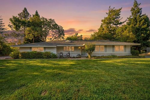 8177 Twin Rocks Rd, Granite Bay, CA, 95746-8122 | Card Image