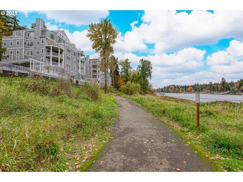 22-135 Furnace St, Lake Oswego, OR, 97034-3959 | Card Image