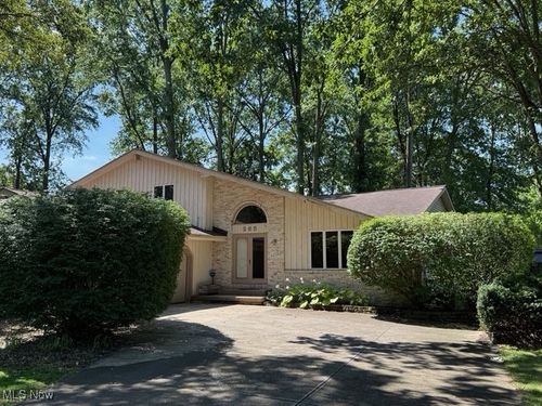 265 Old Oak Dr, Cortland, OH, 44410-1121 | Card Image