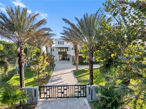 3615 W Gulf Dr, SANIBEL, FL, 33957-5407 | Card Image