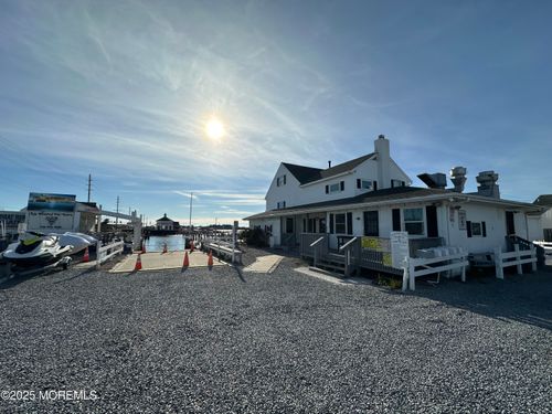 421-419-421 Bayside Ter, Seaside Heights, NJ, 08751-1620 | Card Image