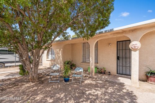 758 W Santa Paula St, Tucson, AZ, 85706-7613 | Card Image