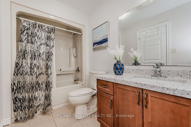 135 Harding St, House other with 3 bedrooms, 3 bathrooms and 1 parking in Kitchener ON | Image 24