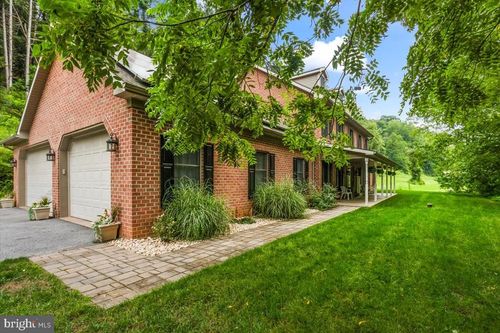 786 Arbor Dr, RED LION, PA, 17356-8611 | Card Image