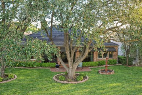 10904 Legends Ln, Austin, TX, 78747-1221 | Card Image