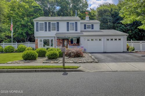 58 Yellowstone Ln, Howell, NJ, 07731-2280 | Card Image