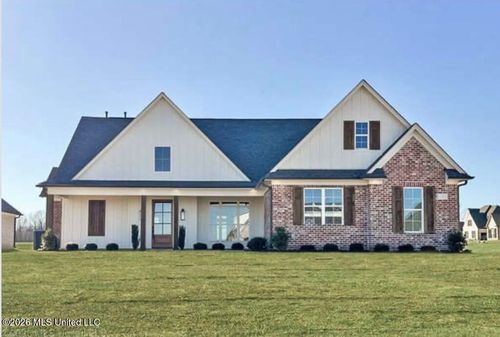 1755 Bakersfield Way, Nesbit, MS, 38651-2521 | Card Image