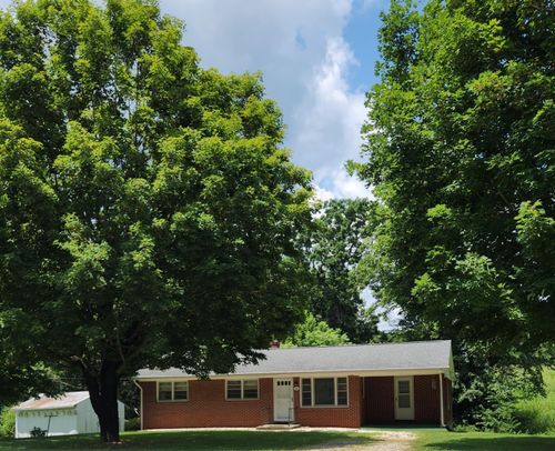 82 Twilight Ln, Glade Hill, VA, 24092-3748 | Card Image