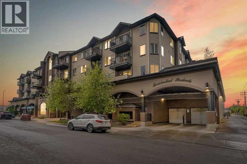 425-1727 54 St Se, Calgary, AB, T2A1B7 | Card Image