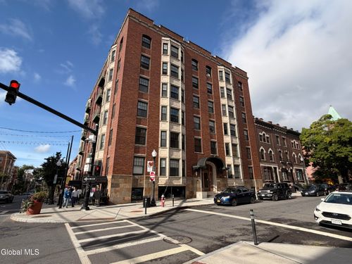 unit-3d-352 State St, Albany, NY, 12210-1241 | Card Image