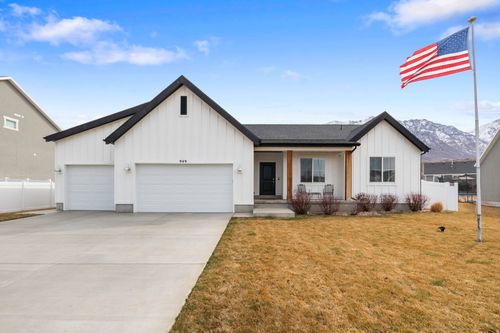 949 S Red Cliff Dr, Santaquin, UT, 84655-8351 | Card Image