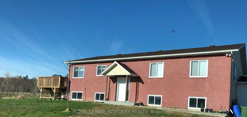 1862 Emmett Rd, Cumberland, ON, K4C1S1 | Card Image