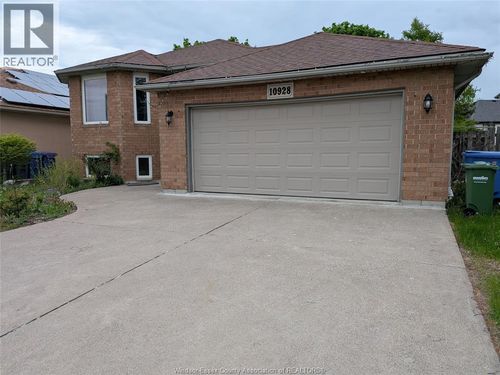 10928 Brentwood Cres, Windsor, ON, N8R2H8 | Card Image