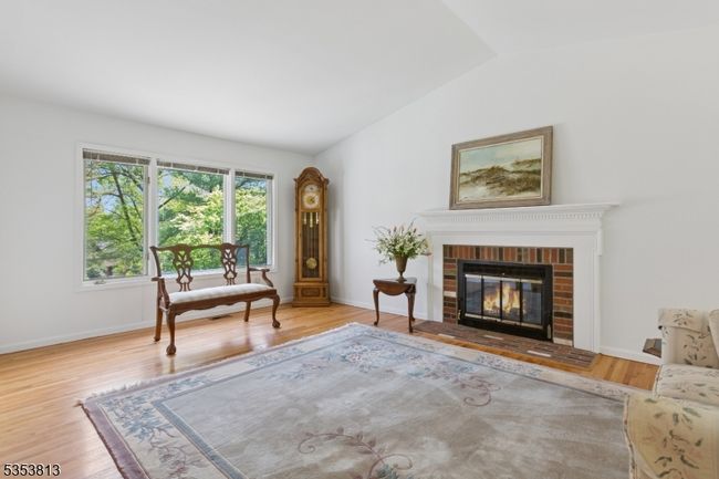 54 Aspen Dr, Townhouse with 2 bedrooms, 3 bathrooms and null parking in Basking Ridge NJ | Image 9