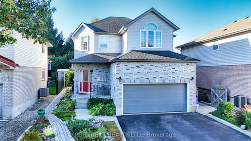 44 Dineen Crt, Kitchener, ON, N2B3X3 | Card Image