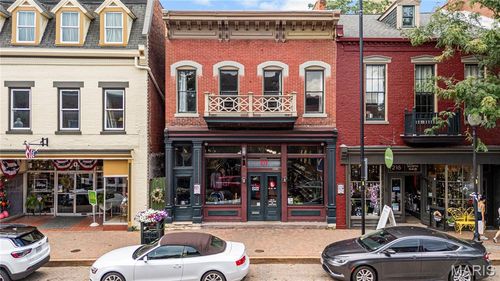213 N Main St, Saint Charles, MO, 63301-2858 | Card Image
