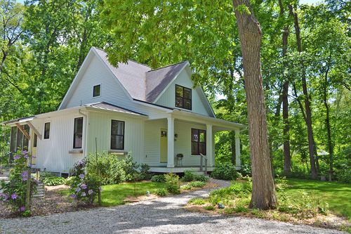 279 E, Valparaiso, IN, 46383 | Card Image