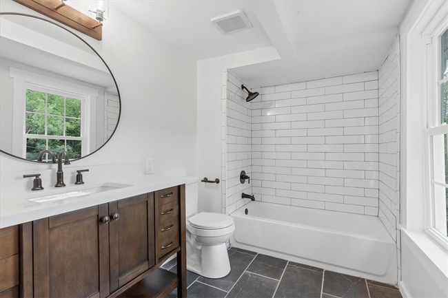 Great updated upstairs bathroom! | Image 15