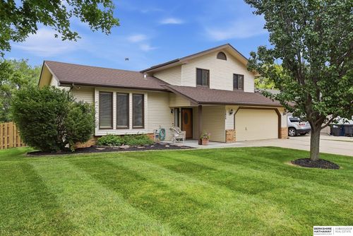 12826 Crown Point Ave, Omaha, NE, 68164-1345 | Card Image