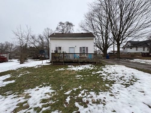 5985 Fox St, Mayville, MI, 48744-9002 | Card Image
