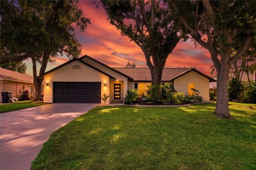 6909 9th Ct E, SARASOTA, FL, 34243-1274 | Card Image