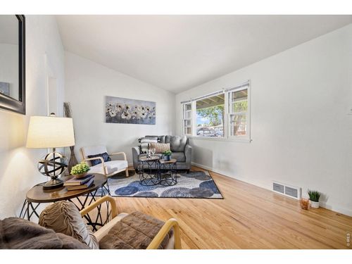 2414 14th Ave, Greeley, CO, 80631-8315 | Card Image