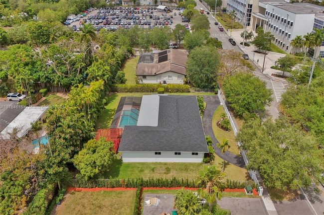 7360 Sw 120 Th St, House other with 4 bedrooms, 2 bathrooms and null parking in Pinecrest FL | Image 51