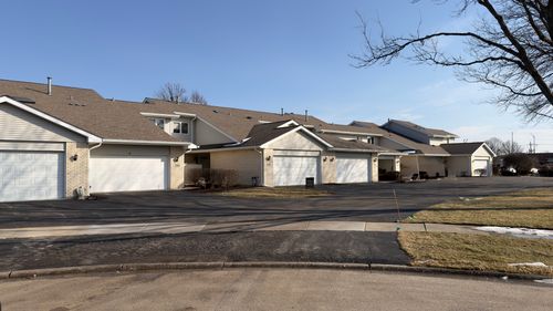 7717 W 158th Ct, Orland Park, IL, 60462-5025 | Card Image