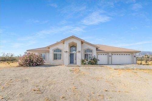 1485 La Mesa Rd, Phelan, CA, 92371 | Card Image