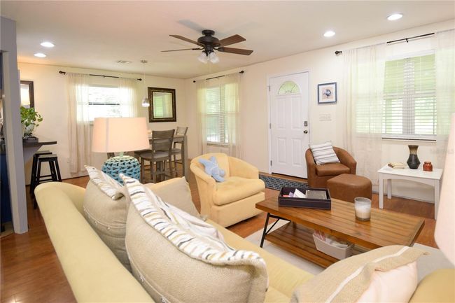 Living Dining combo | Image 5