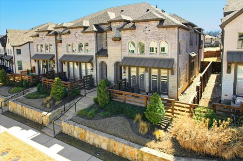 400 Blue Creek Cv, McKinney, TX, 75071-0095 | Card Image