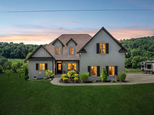 700 Johnson Hollow Rd, Watertown, TN, 37184-3822 | Card Image