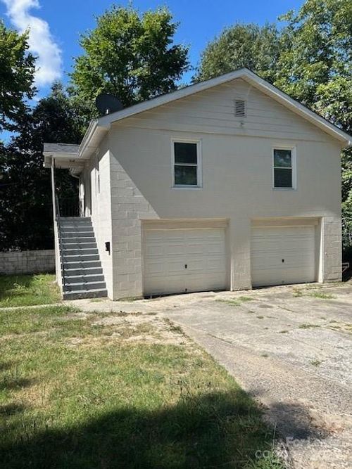 12-121 Patrick St, Gastonia, NC, 28054-4223 | Card Image