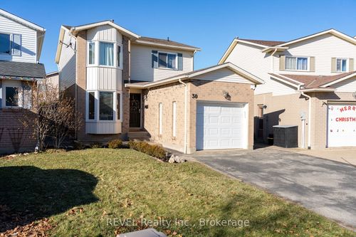 30 Naples Crt, Thorold, ON, L2V4S7 | Card Image