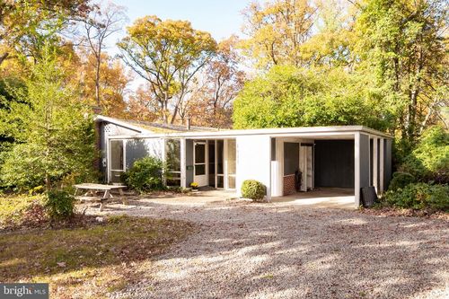 1911 Marthas Rd, ALEXANDRIA, VA, 22307-1953 | Card Image