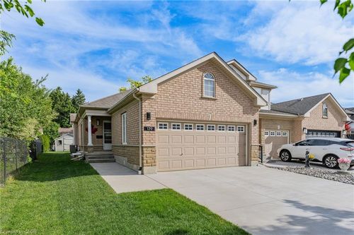 139 Reiber Crt, Waterloo, ON, N2L6M9 | Card Image