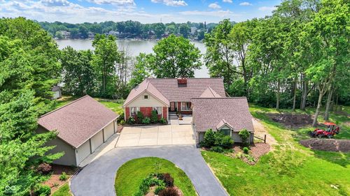 22 Point Ln, Arcadia, IN, 46030-9634 | Card Image