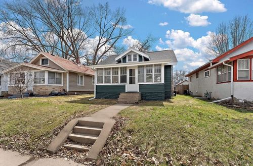 1810 Ross Ave E, Saint Paul, MN, 55119-3432 | Card Image