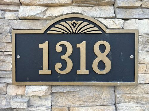 1318 Glastonbury Ln, Fishkill, NY, 12524-4979 | Card Image