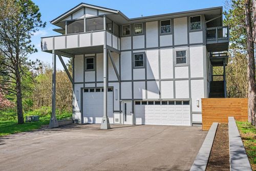 2949 Pagoda Path, Stevensville, MI, 49127-9327 | Card Image