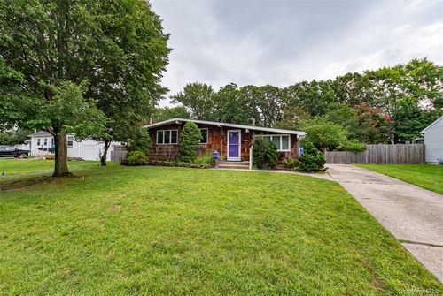 16 Morning Dr, Centereach, NY, 11720-2317 | Card Image