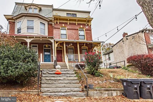 apt-1-811 N Van Buren St, WILMINGTON, DE, 19806-4659 | Card Image