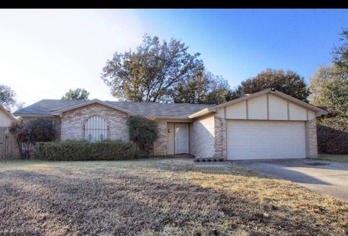 3109 Meadow Wood Ln, Bedford, TX, 76021-3751 | Card Image