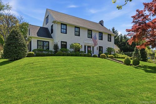 96 10th St, Garden City, NY, 11530-1284 | Card Image