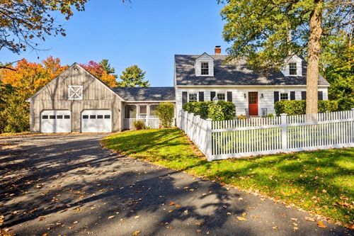 88 Buffam Rd, Pelham, MA, 01002-9801 | Card Image