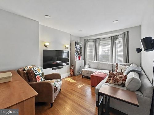 1039 Reese Ave, Bryn Mawr, PA, 19010-2619 | Card Image